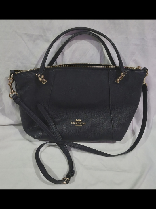 Coach Handbags - Coach Black Leather Tote with Gold Hardware